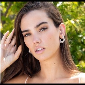 Plunder Brand New earnings!